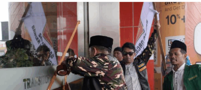 segel transmart oleh BANSER NU